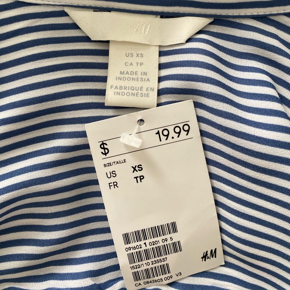 H&M striped button down - Picture 2 of 3